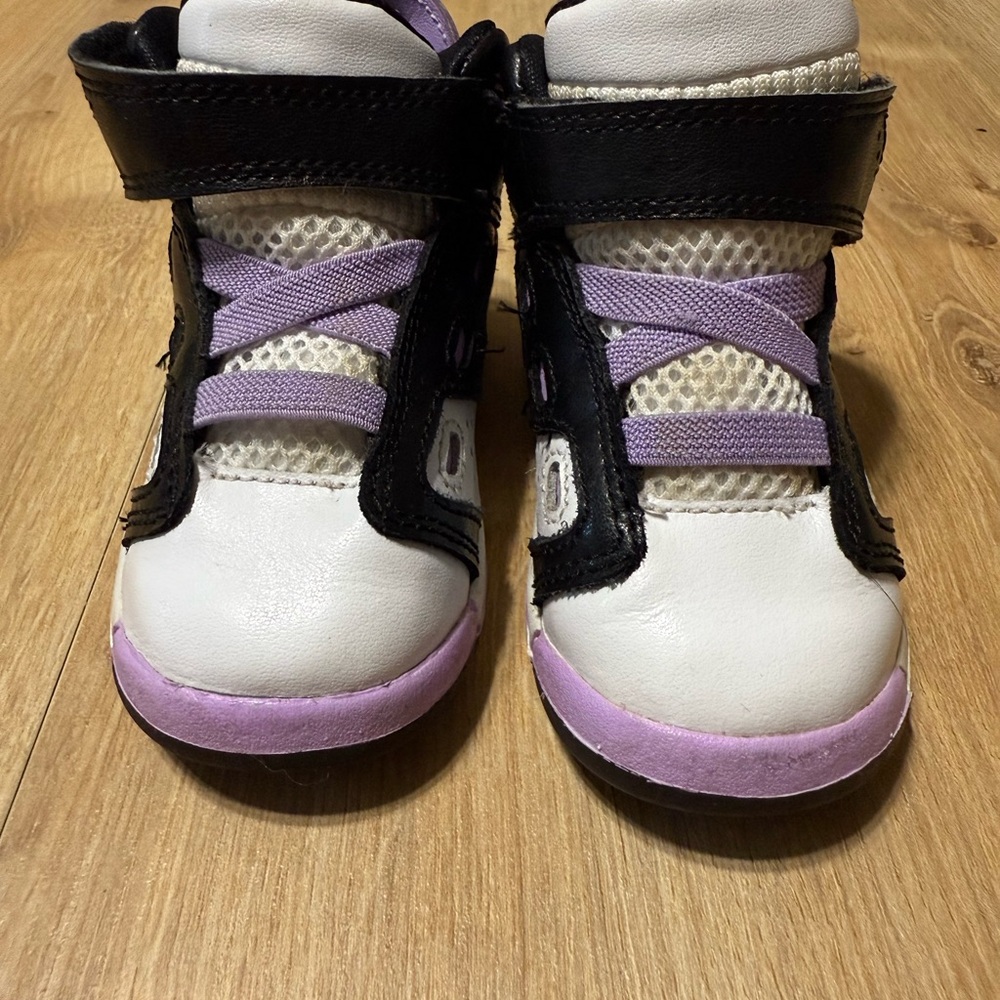 Jordan Kids White and Purple Sneakers